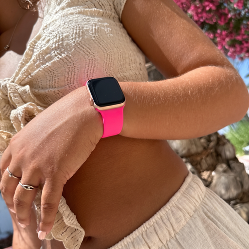 xoxo Wildhearts Apple Watch Silicone Strap (Bright Pink)