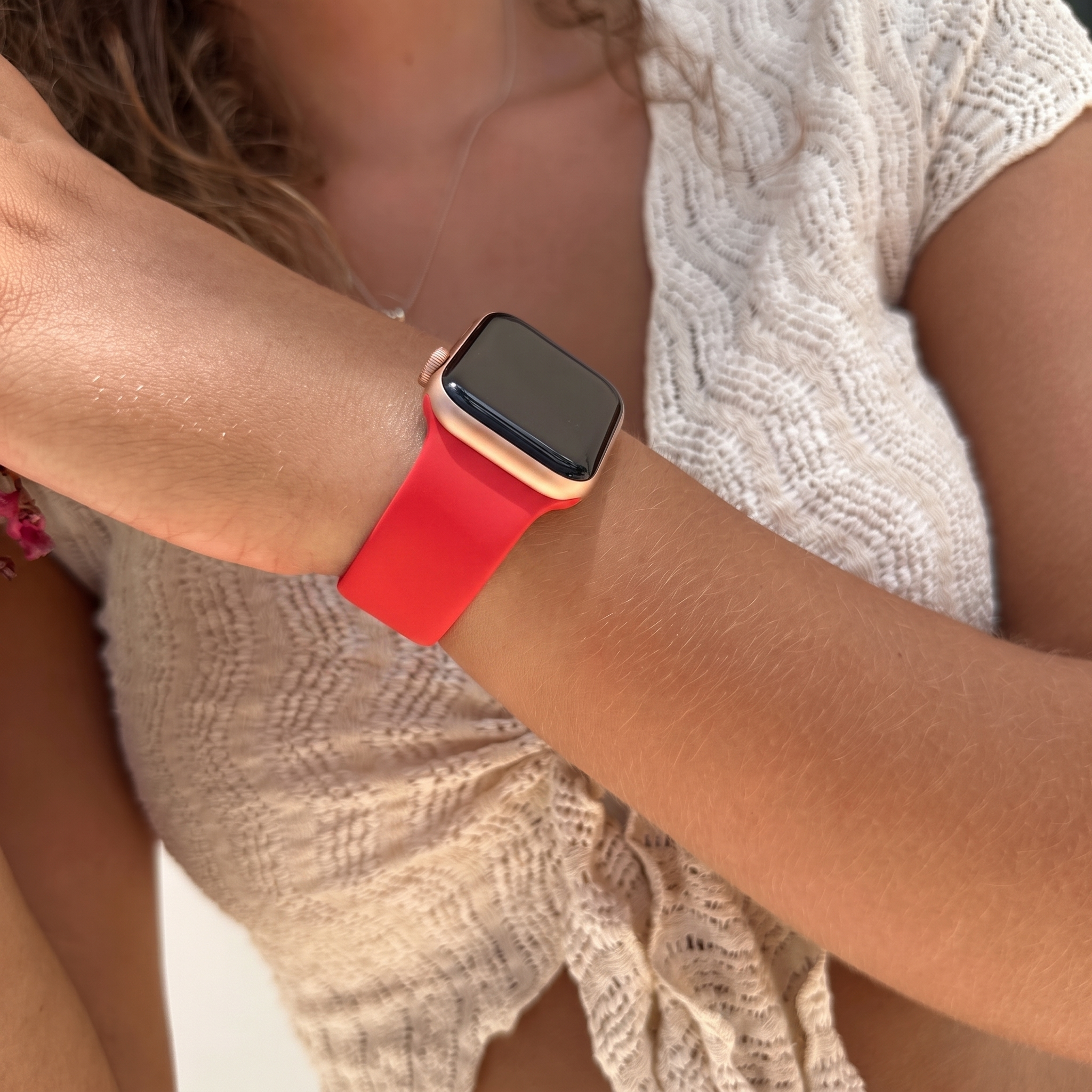 xoxo Wildhearts Apple Watch Silicone Strap (Red)