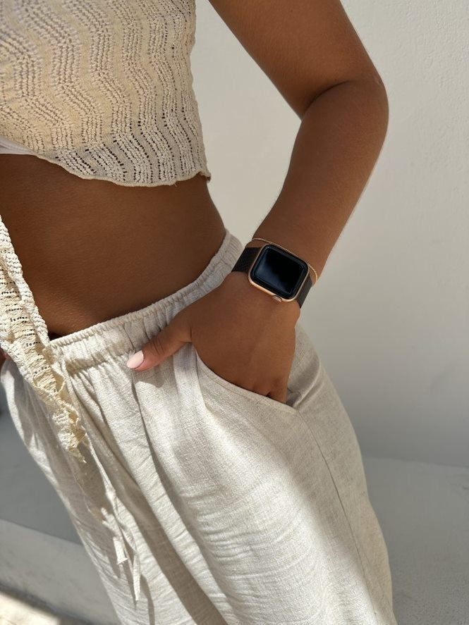 xoxo Wildhearts Apple Watch Milanese Strap (Black)